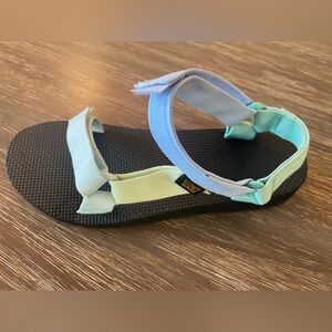 Teva Multicolour Sport Sandal.